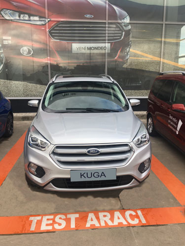 Ford Kuga 1.5 TDCi Powershift Titanium 