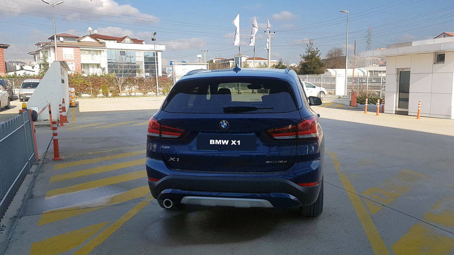 bmw x1 arka görünüş dış tasarım, bmw x1 test sürüşü 2019